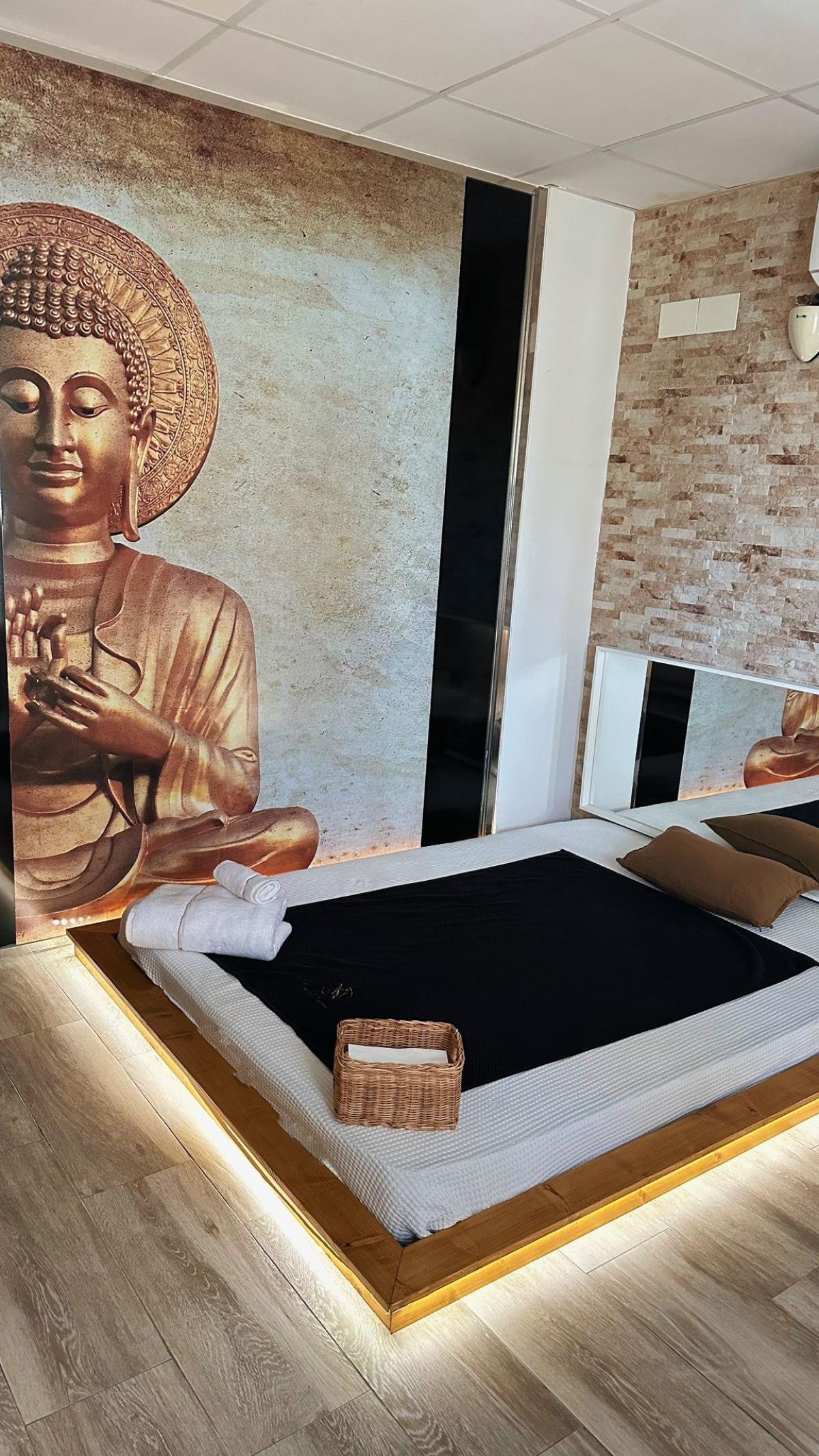 Instalaciones premium de Santai Massage Alicante para masajes exclusivos.